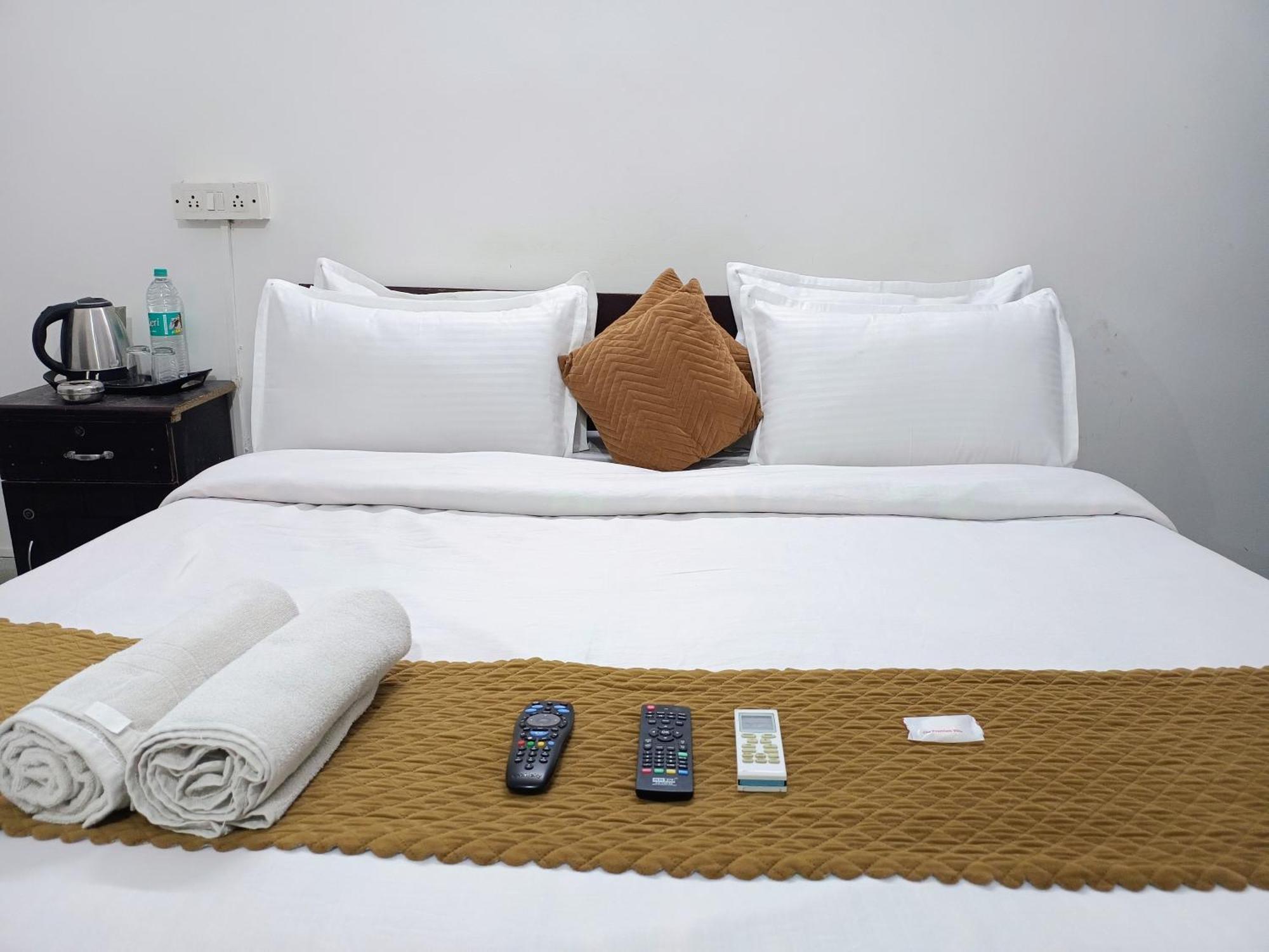 Hotel Hauz Khas Fort View New Delhi Luaran gambar