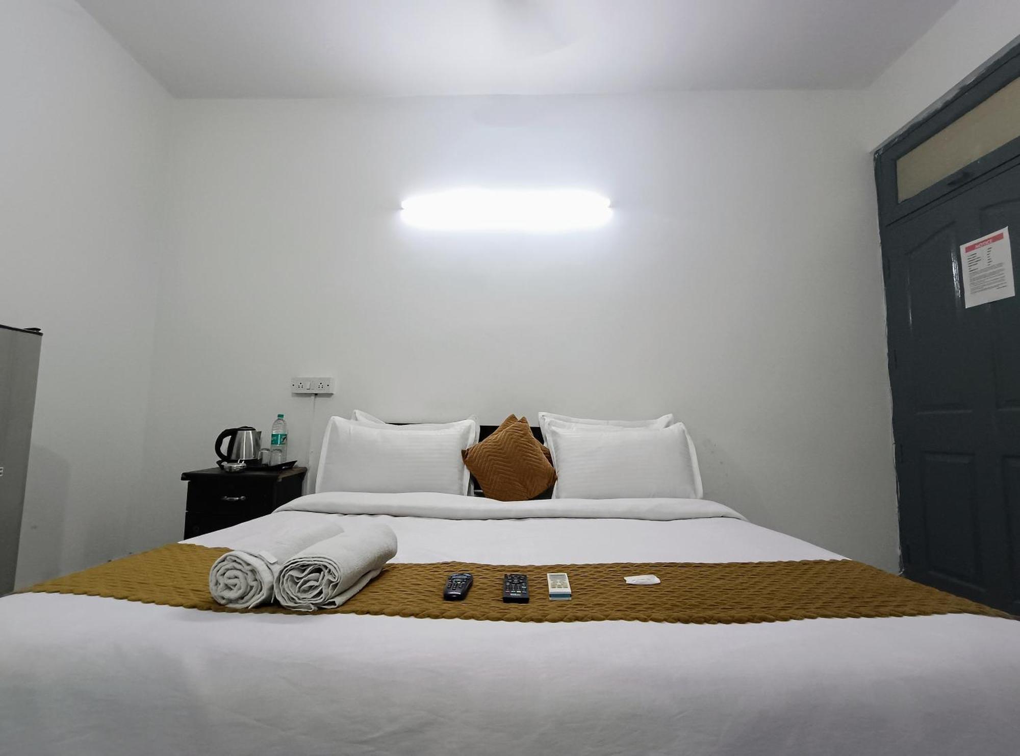 Hotel Hauz Khas Fort View New Delhi Luaran gambar